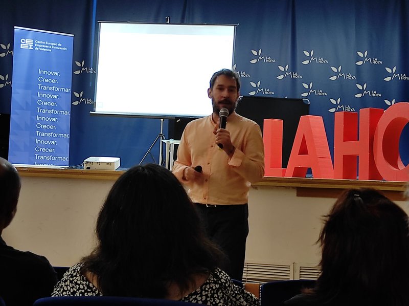 Ponencia de Ulises Gómez