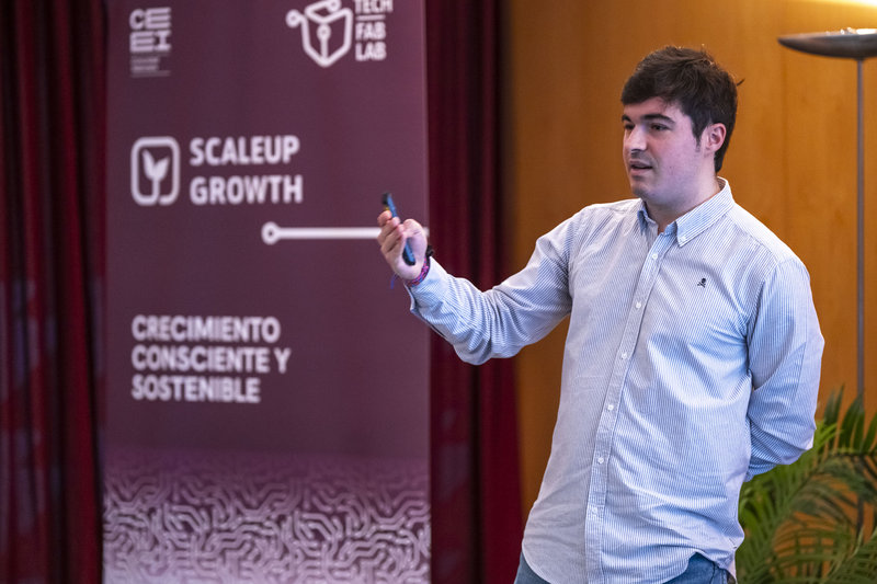 Roberto G�mez, de Moeve, en la primera sesi�n de Scale Up Growth en CEEI Castell�n