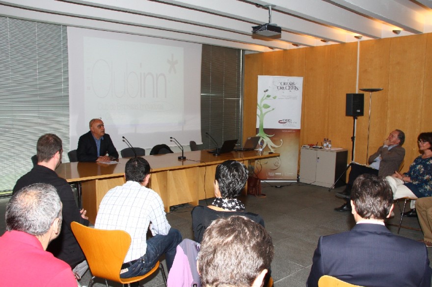 Ponencia de Vicente Martí "Apoyo local de los medios de comunicación en papel a las pequeñas empresas y proyectos de empresa”