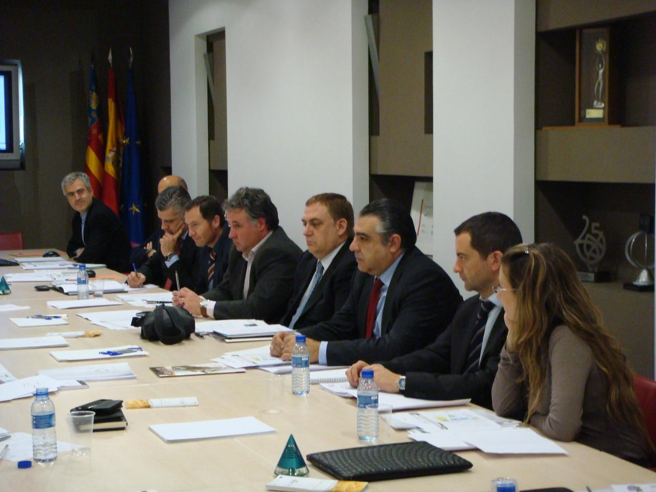 Mesa reunin patrocinadores 2010_1