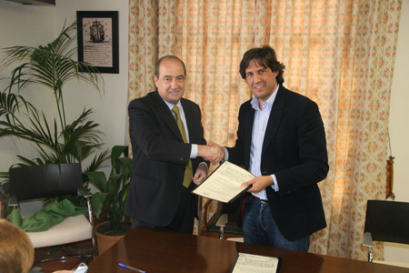 Firma de Convenio Entre Ayto Paterna y Ceei Valencia